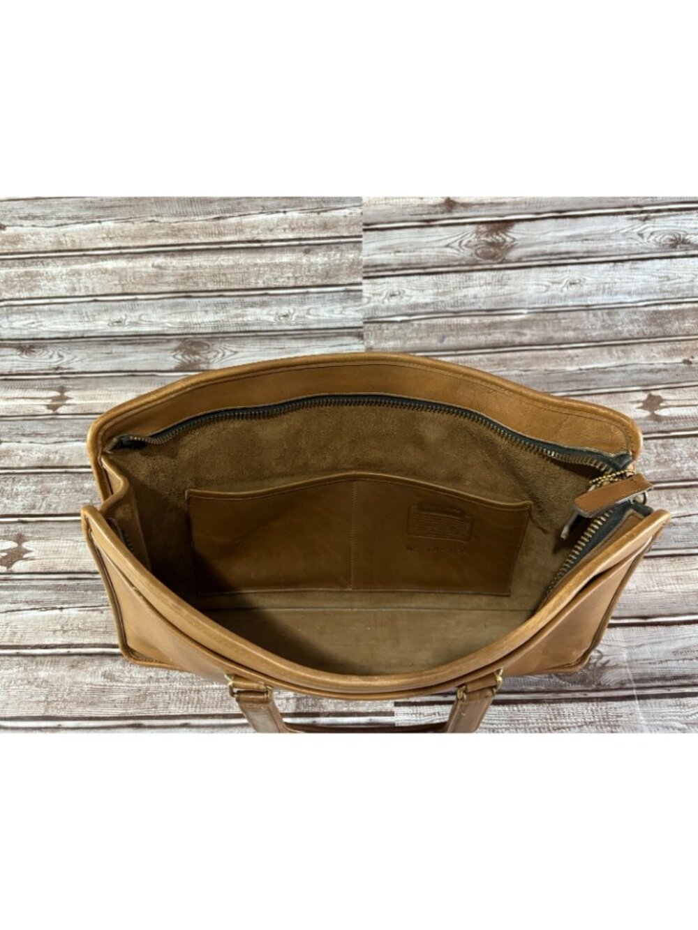 Coach Embassy New York City Leather Briefcase color tan Vintage 1980's - Picture 4 of 11